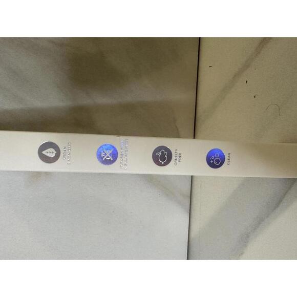 tys Beauty lip crayon hyaluronic liner Bronzy Brown - Picture 5 of 6